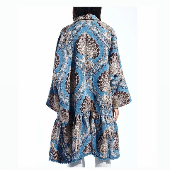 Azalea wang pavlova coat - Picture 3 of 4